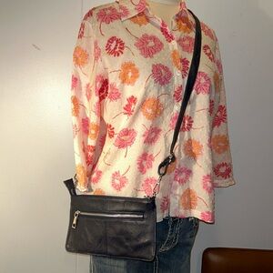 NWOT Lecxci leather crossbody / shoulder bag